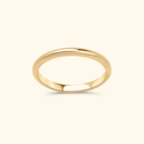 Minimalistische goudkleurige ring van gold plated messing, perfect om te stapelen of solo te dragen.